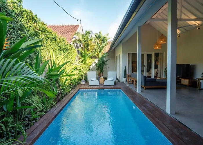 Casa Oliva - Tropical Pool On Trendy Eat Street Seminyak