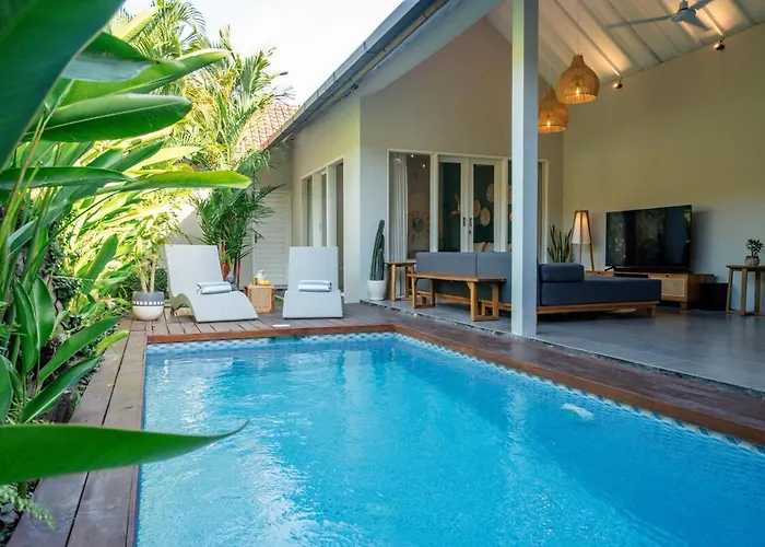 Casa Oliva - Tropical Pool On Trendy Eat Street Seminyak